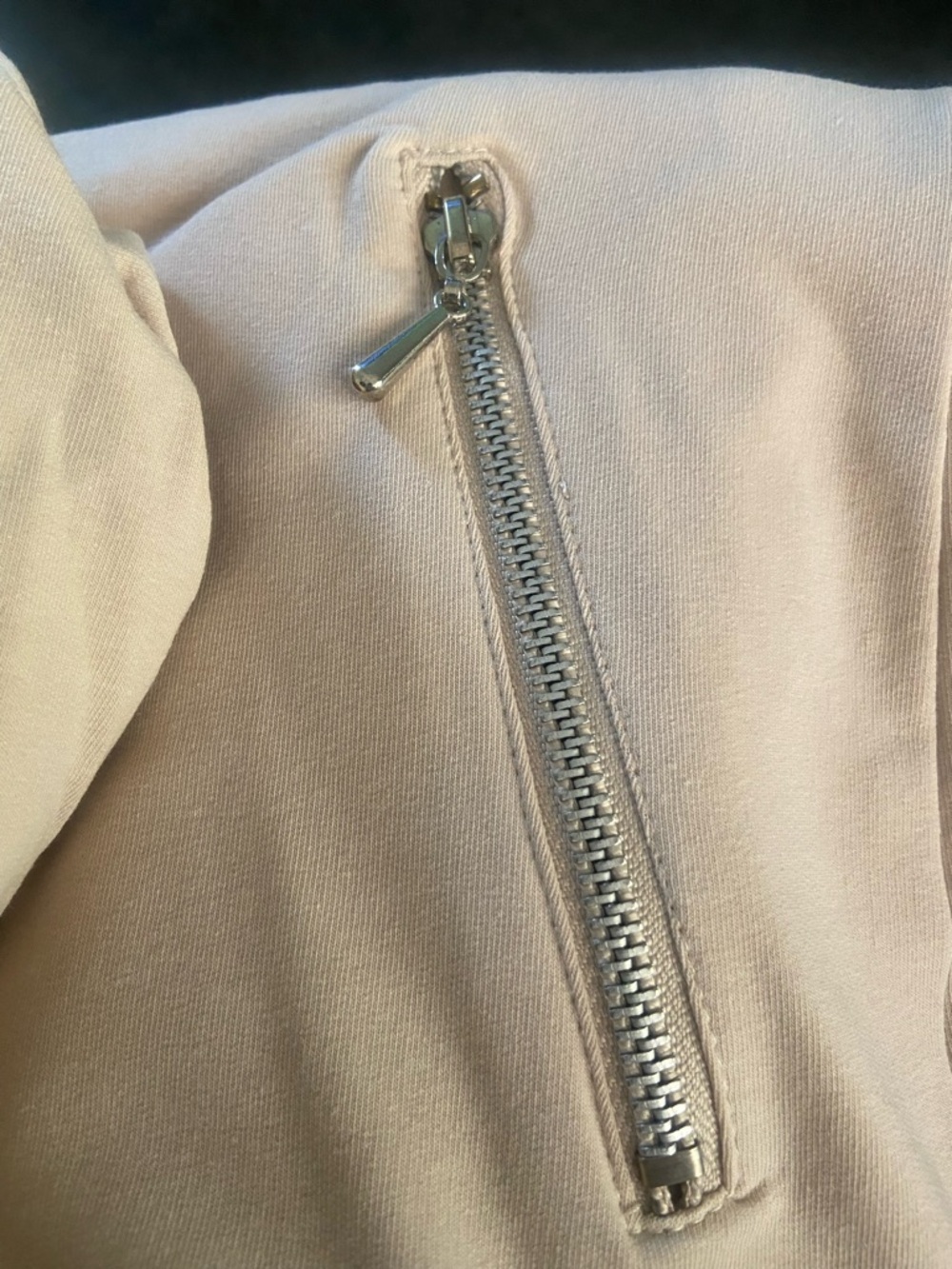 ✌️BCBGMaxAzria Beige Zip-Up Hoodie/Pants with Silver Logos/Hardware - Picture 15 of 15